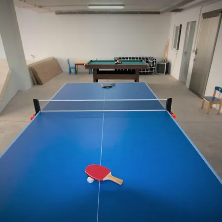 Edificio Golden アリナガ